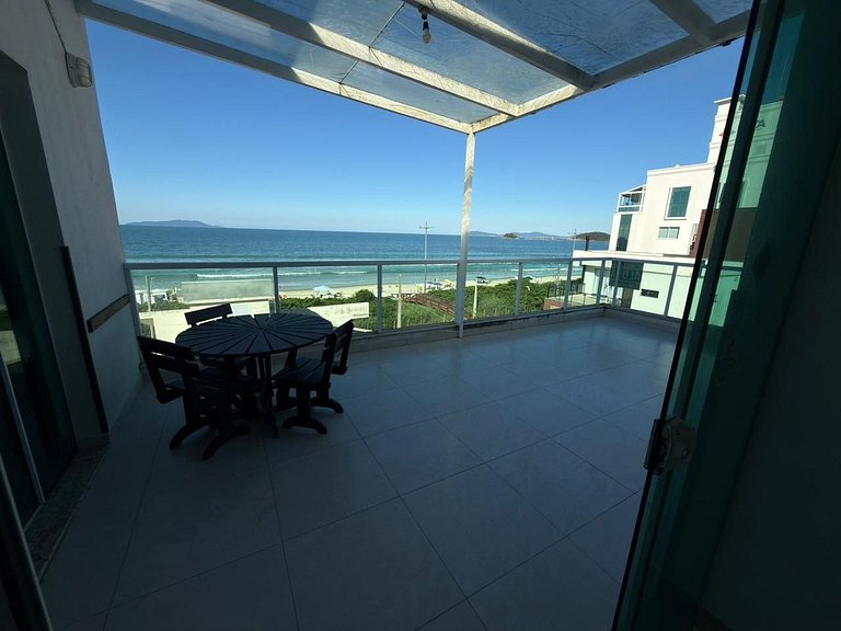 Cód 62- Cobertura com ampla vista para o mar.