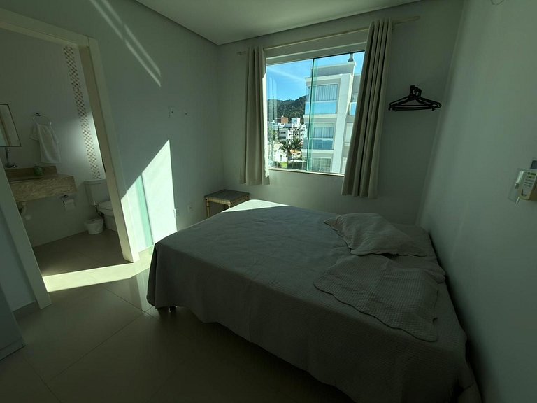 Cód 62- Cobertura com ampla vista para o mar.