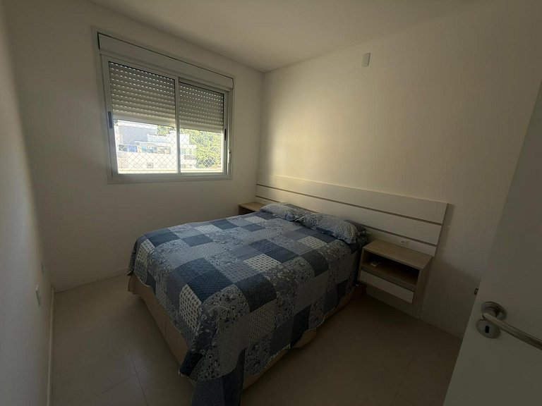 cód 89 - Cobertura a poucos passos da praia