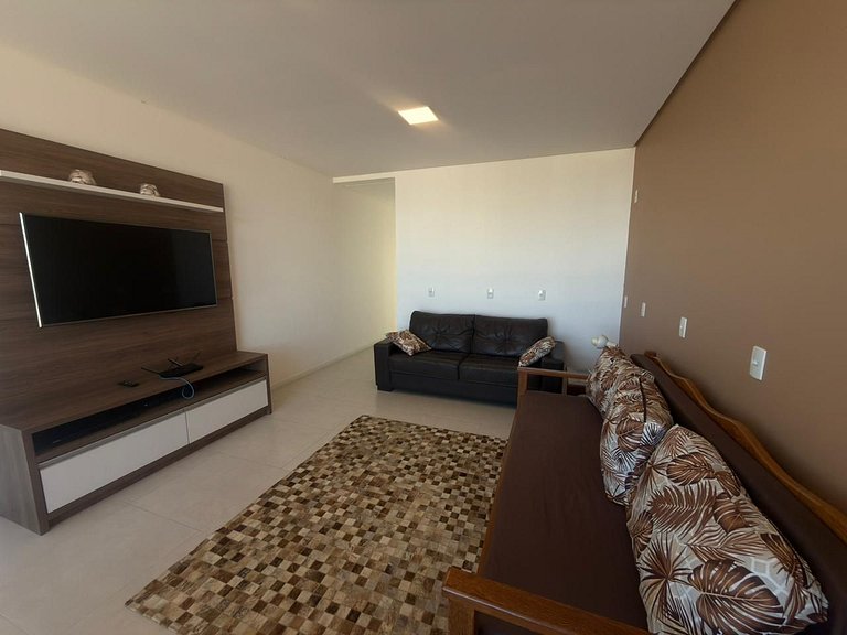 cód 89 - Cobertura a poucos passos da praia