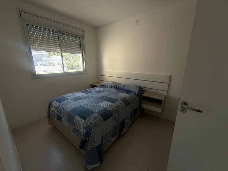 cód 89 - Cobertura a poucos passos da praia