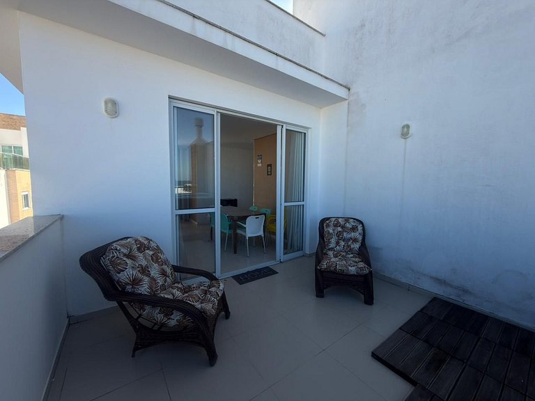 cód 89 - Cobertura a poucos passos da praia