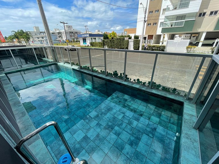 Cód 66 - Excelente apartamento á 350 do mar