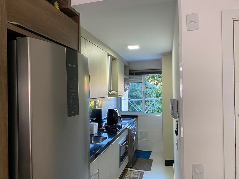 Cód 93 - Apartamento aconchegante a poucos passos do mar