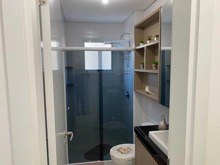 Cód 93 - Apartamento aconchegante próximo ao mar.