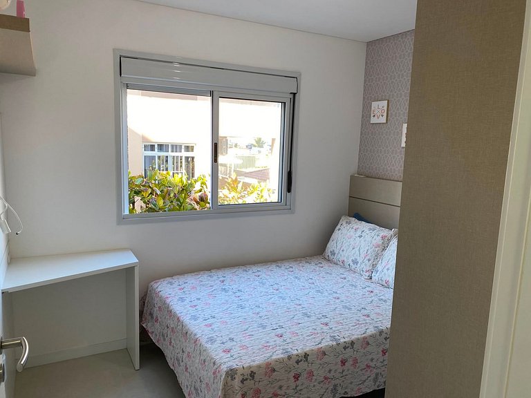 Cód 93 - Apartamento aconchegante próximo ao mar.