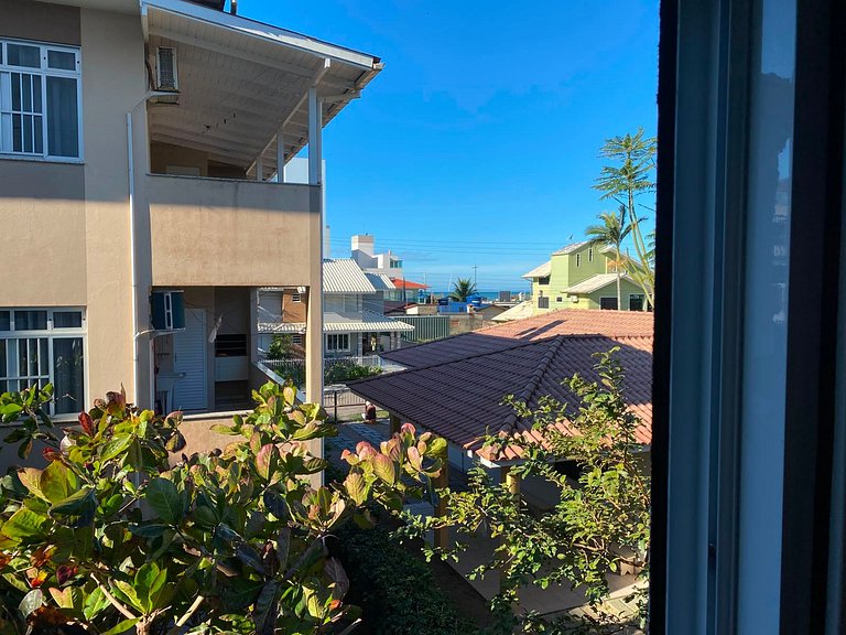 Cód 93 - Apartamento aconchegante próximo ao mar.