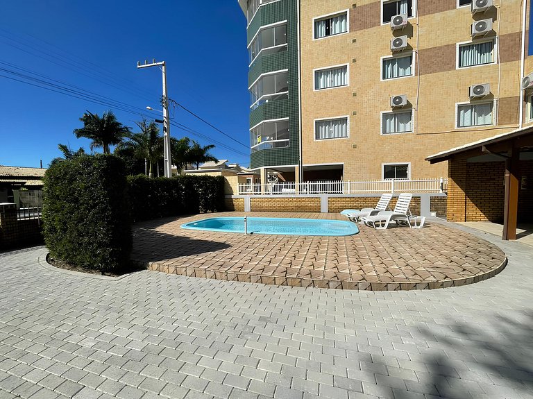 cód 4 · Casa com piscina próxima a praia de palmas