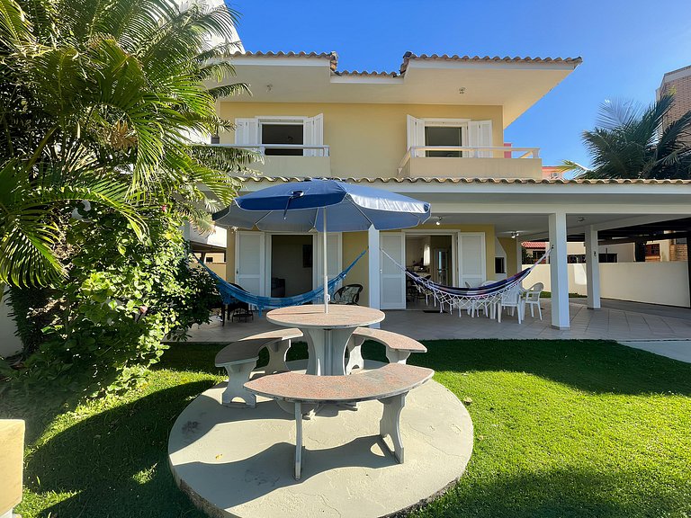 Cód 5 - Casa a poucos passos da praia de Palmas