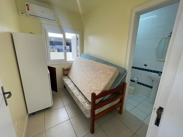 Cód 5 - Casa a poucos passos da praia de Palmas