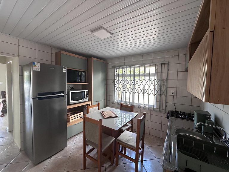 Cód 8 - Casa à 50m do mar na zona sul de Palmas