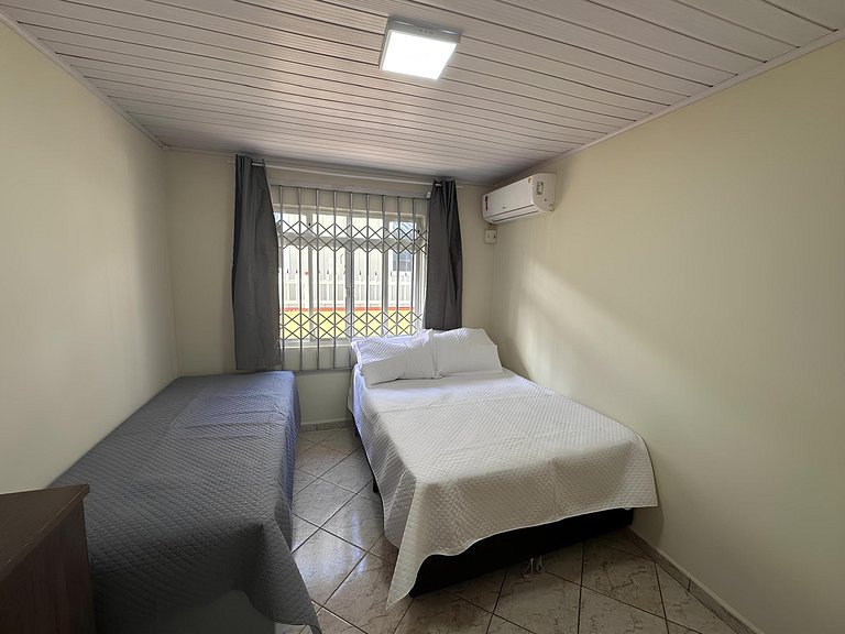 Cód 8 - Casa à 50m do mar na zona sul de Palmas
