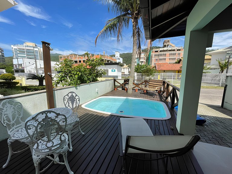 Cód 9 - Casa aconchegante á 300m do mar