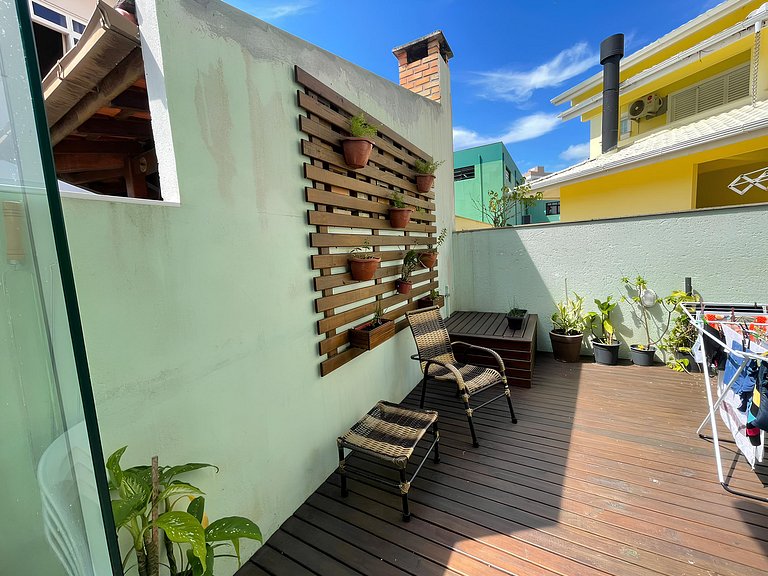 Cód 9 - Casa aconchegante á 300m do mar