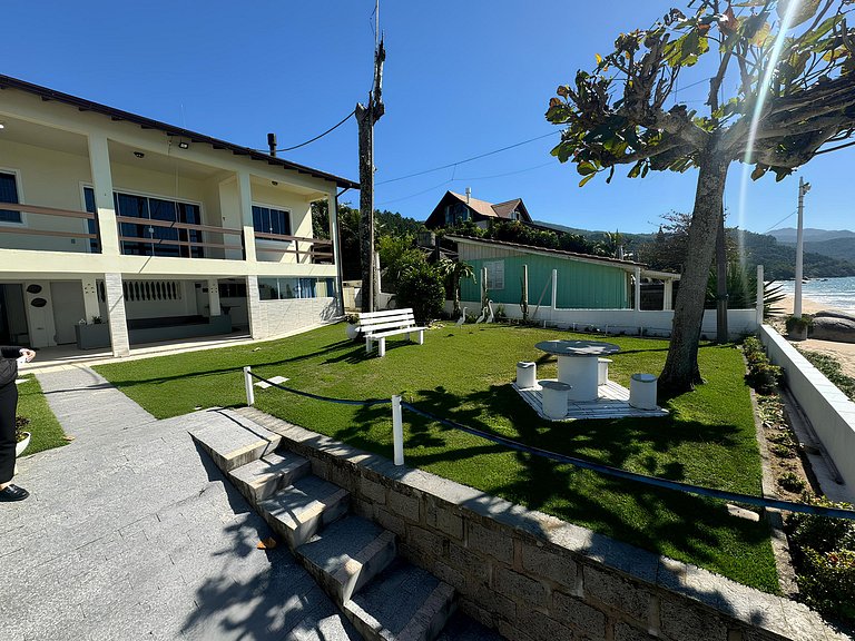 Cód 10 - Casa beira mar na Praia dos Magalhães