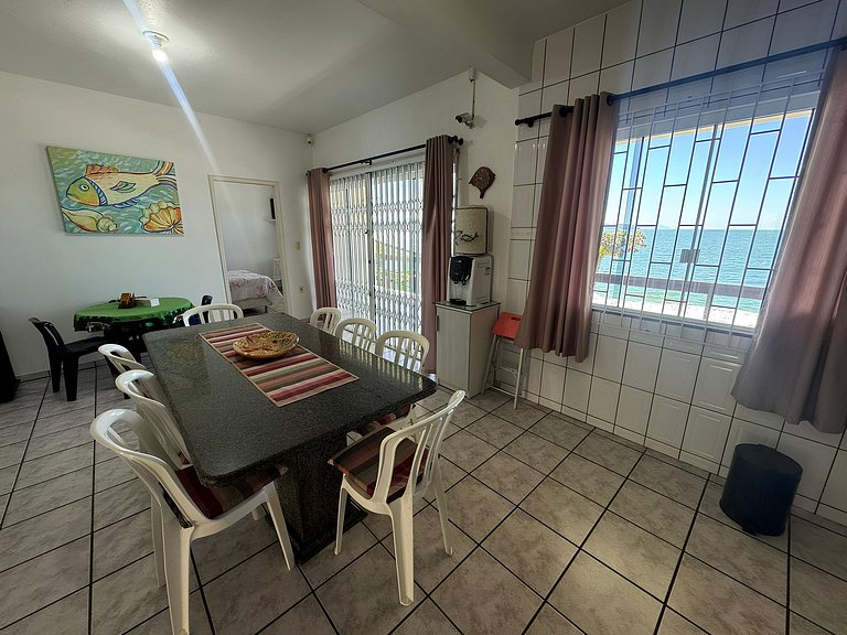 Cód 10 - Casa beira mar na Praia dos Magalhães