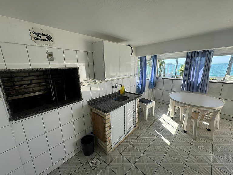 Cód 10 - Casa beira mar na Praia dos Magalhães
