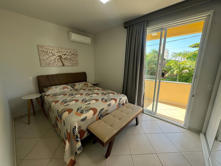 Cód 11 - Excelente casa localizada á 180m do mar
