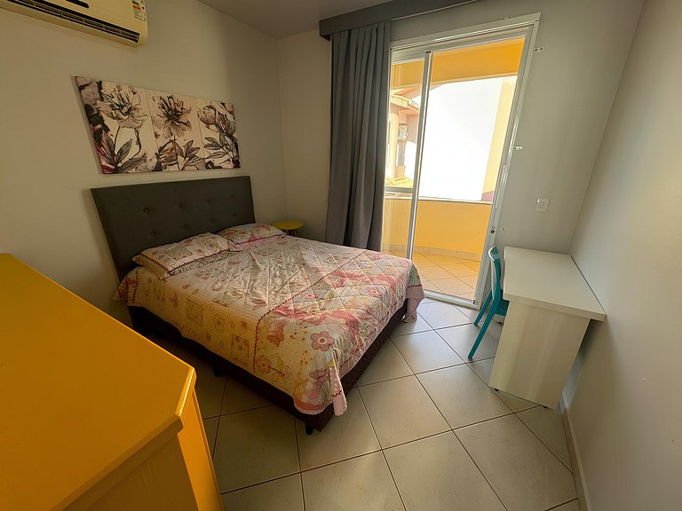 Cód 11 - Excelente casa localizada á 180m do mar