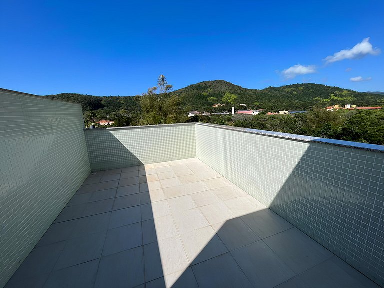 cód 18 - Cobertura com piscina á 100m do mar