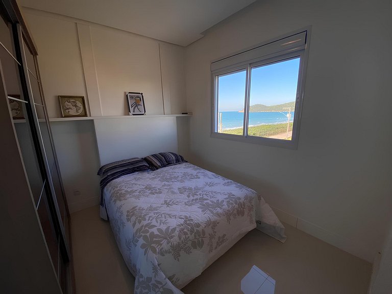 cód 20 - Apartamento frente mar com vista