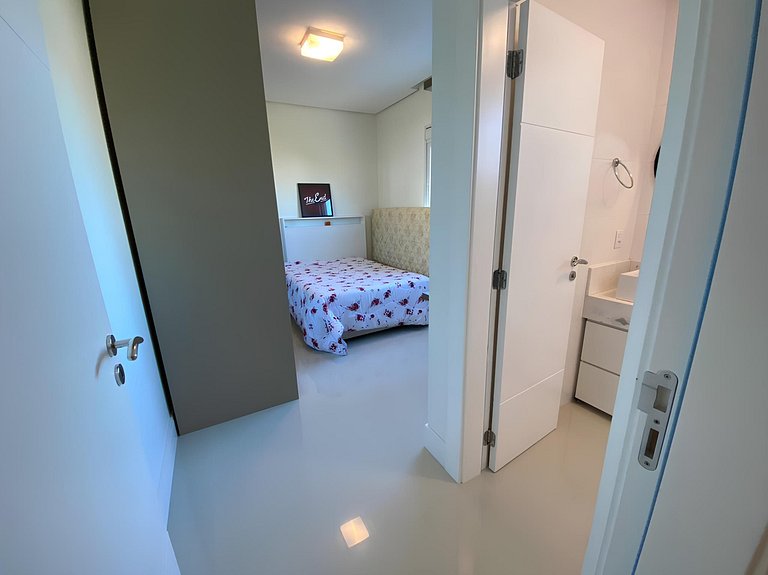 cód 20 - Apartamento frente mar com vista