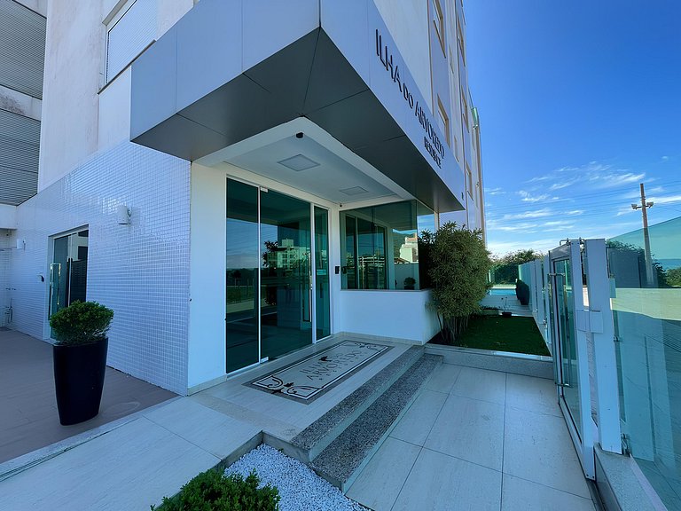 Cód 21 - Apartamento com vista frente mar