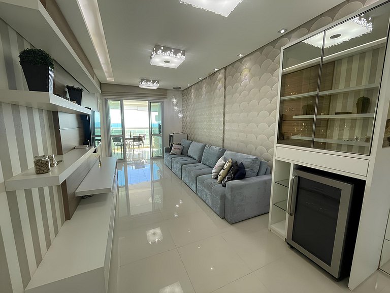Cód 21 - Apartamento com vista frente mar