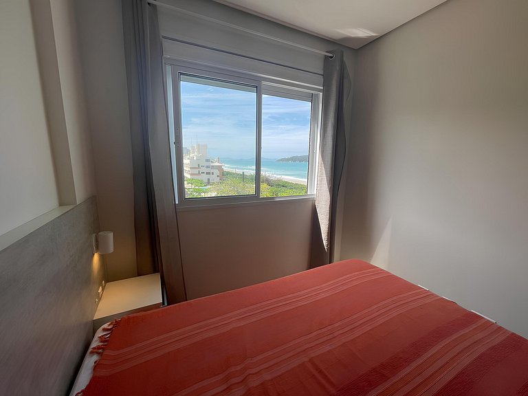 cód 22 - Apartamento frente mar deslumbrante