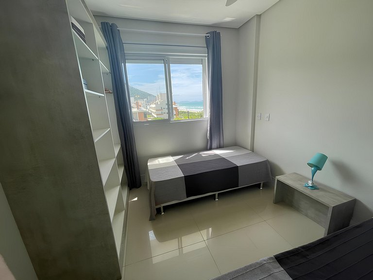 cód 22 - Apartamento frente mar deslumbrante