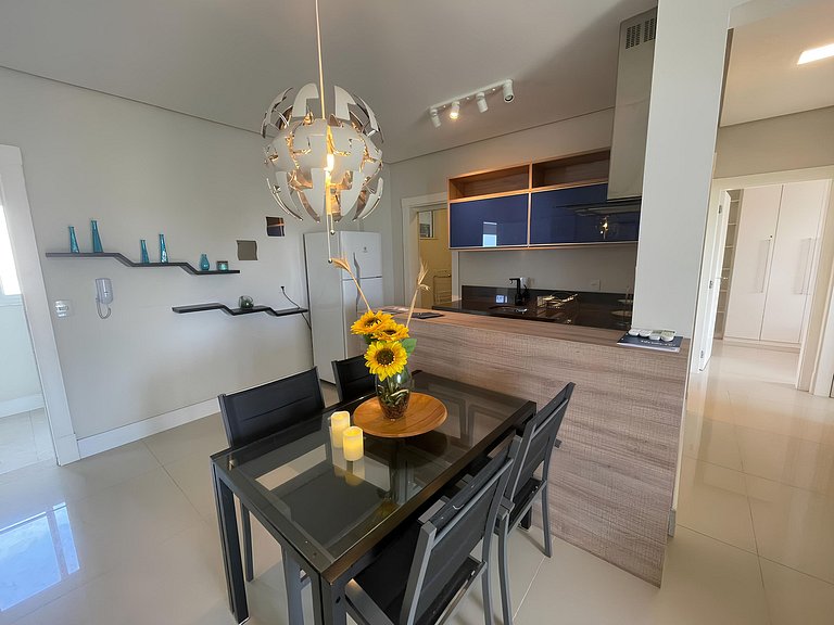 cód 22 - Apartamento frente mar deslumbrante