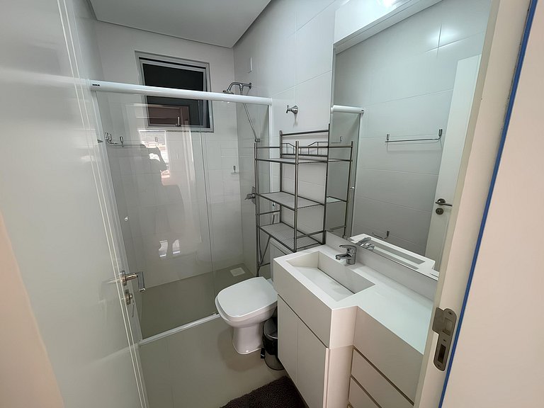 Cód 23 - Apartamento com vista para o mar