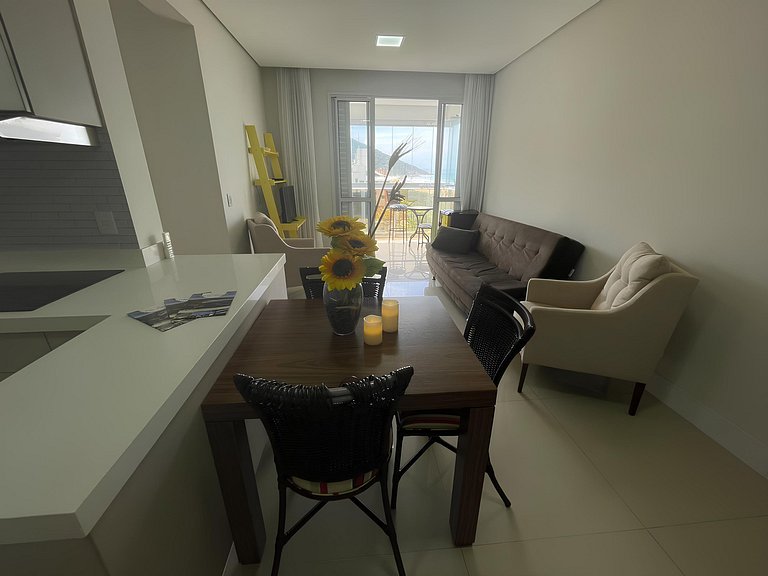 Cód 23 - Apartamento com vista para o mar