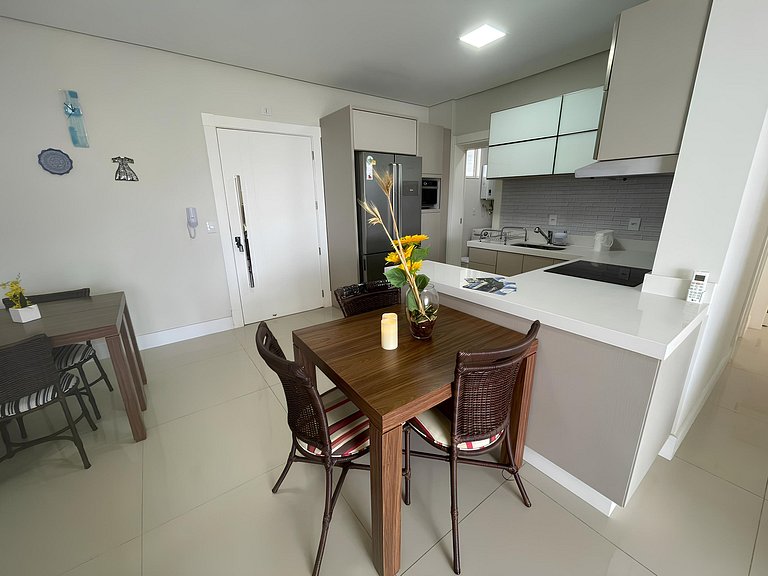 Cód 23 - Apartamento com vista para o mar