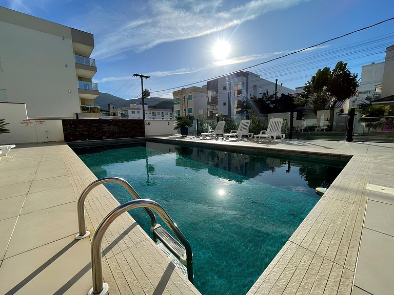 Cód 27 - Apartamento térreo com jacuzzi e área gourmet na Pr
