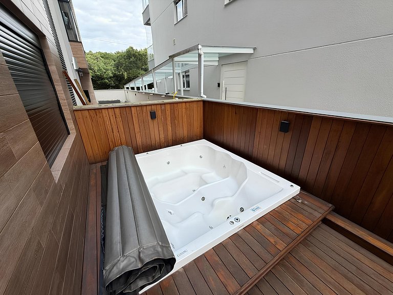 Cód 27 - Apartamento térreo com jacuzzi e área gourmet na Pr