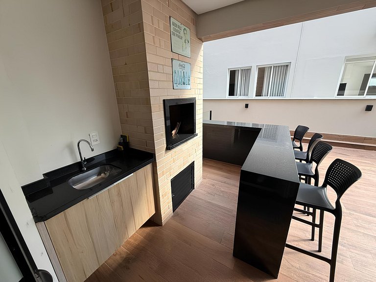 Cód 27 - Apartamento térreo com jacuzzi e área gourmet na Pr