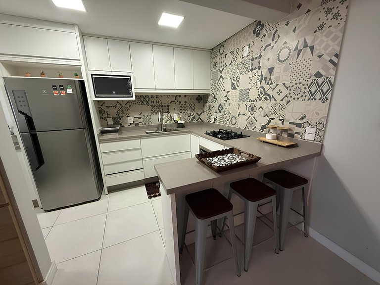 Cód 27 - Apartamento térreo com jacuzzi e área gourmet na Pr