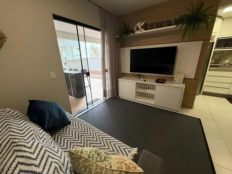 Cód 27 - Apartamento térreo com jacuzzi e área gourmet na Pr