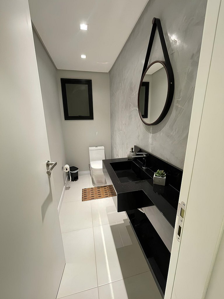 Cód 27 - Apartamento térreo com jacuzzi e área gourmet na Pr