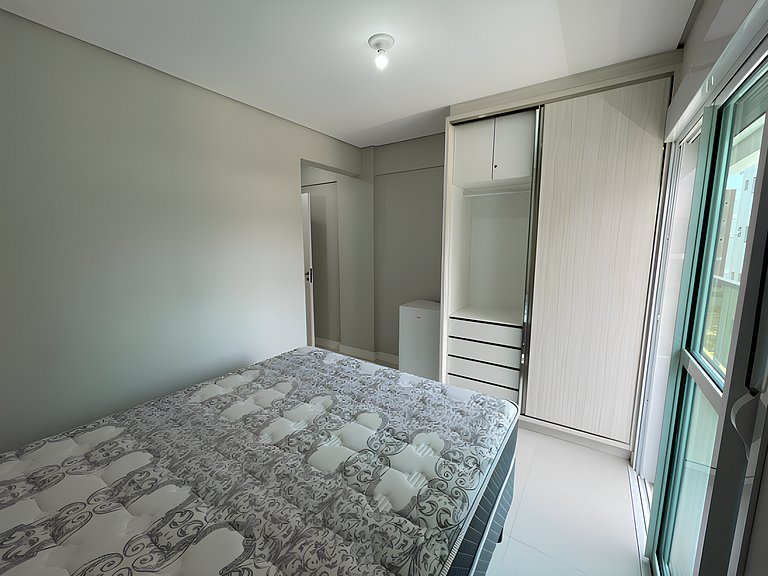 cód 28 - Apartamento á 280 m do Mar