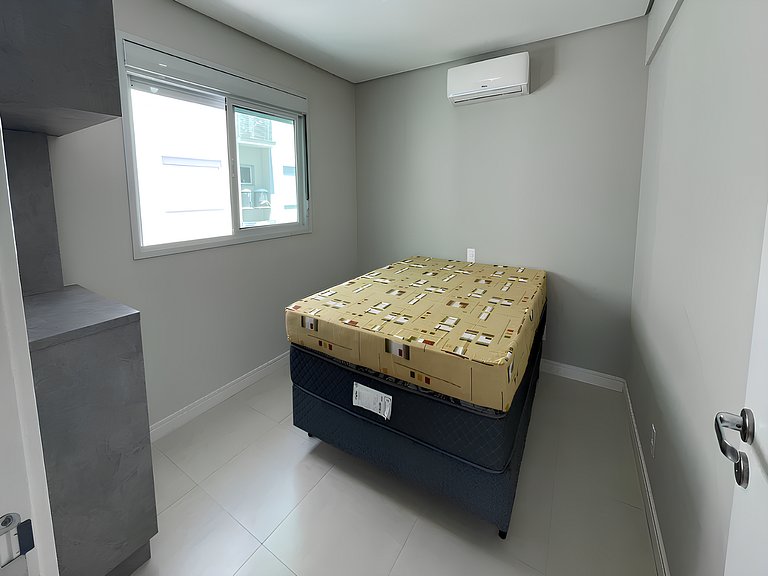 cód 28 - Apartamento á 280 m do Mar