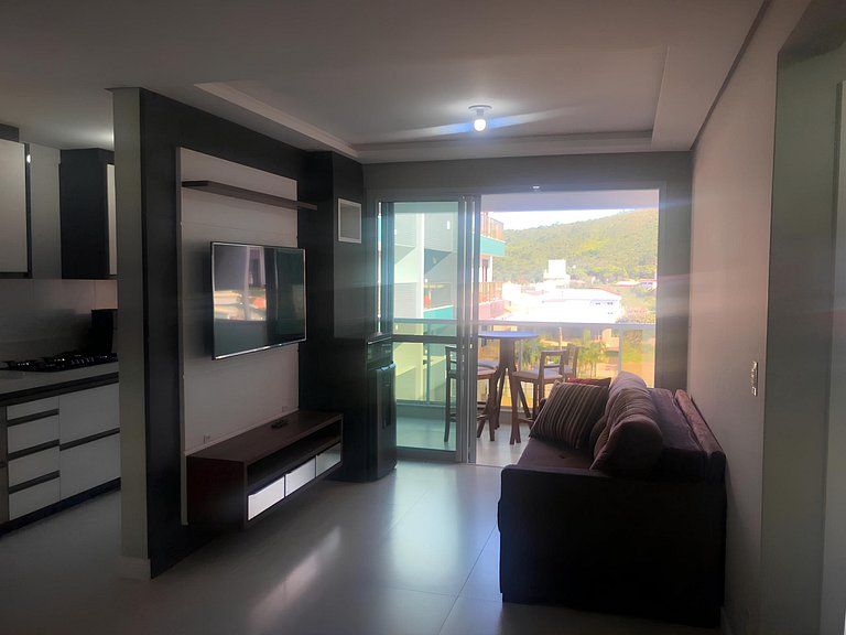 cód 28 - Apartamento á 280 m do Mar