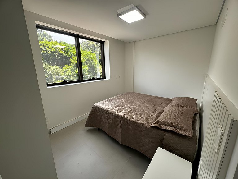 Cód 29 - Apartamento elegante no Oasis do Atlântico com pisc