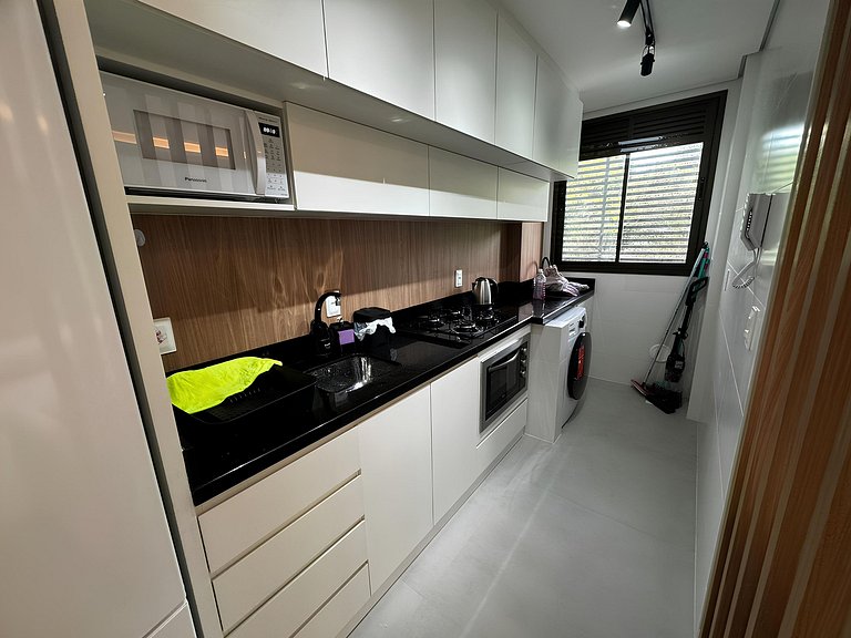 Cód 29 - Apartamento elegante no Oasis do Atlântico com pisc