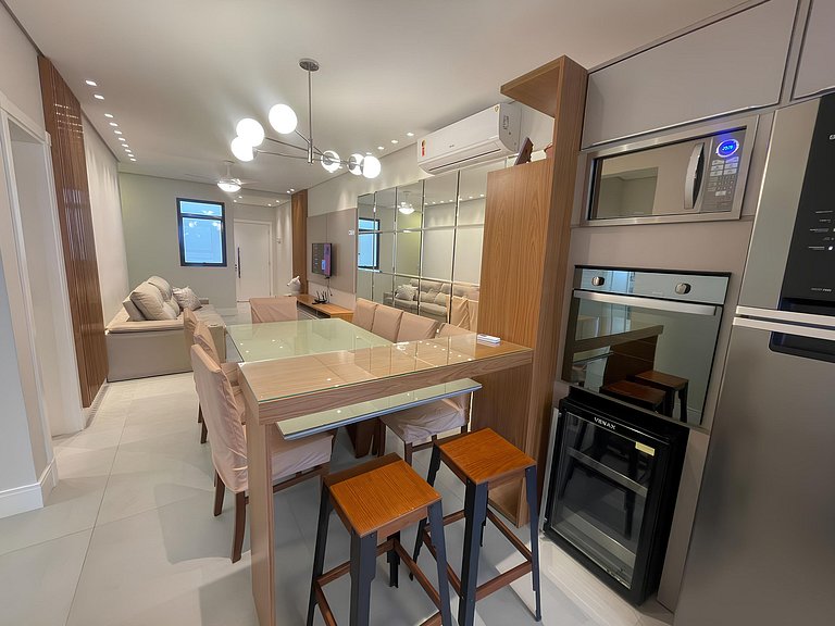 cód 30 - Apartamento magnífico frente mar