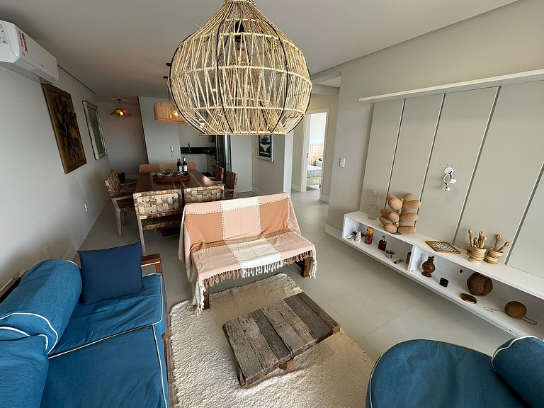 cód 31 - Apartamento 3 dormitórios frente mar