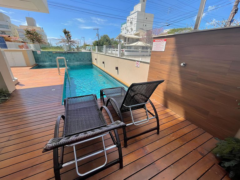 cód 32 - Apartamento á 100 m do mar com vista