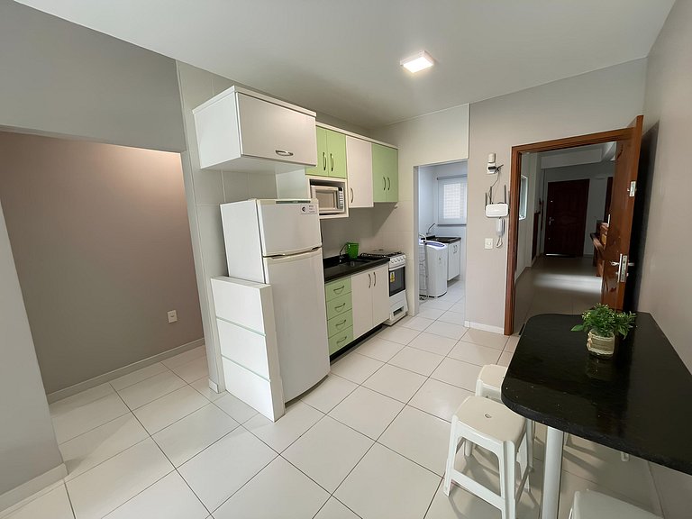 Cód 34 - Apartamento a 80 metros do Mar