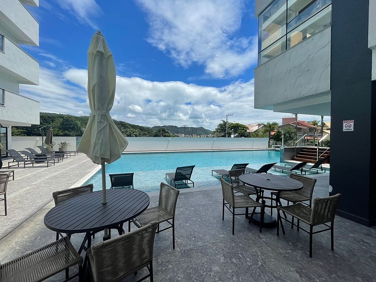 Cód 98 - Belissímo apartamento á 280m do mar